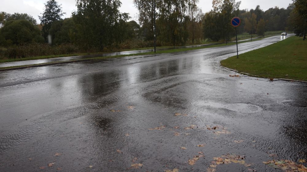 Crossroads with water